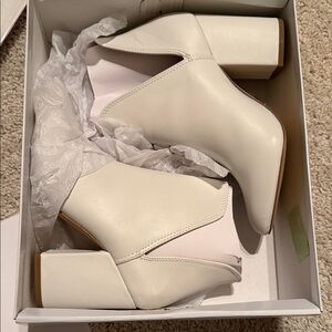 Steve Madden White Ankle Booties